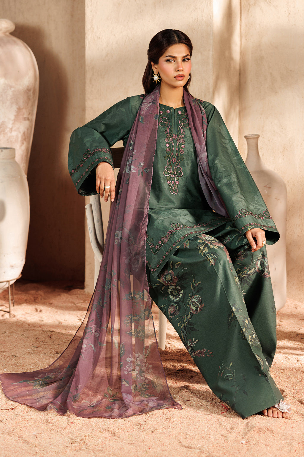 UE-668 Printed Lawn