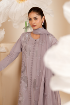 UE-464  Embroidered Lawn - Iznik