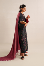 UE-582 Embroidered Khaddar - Iznik