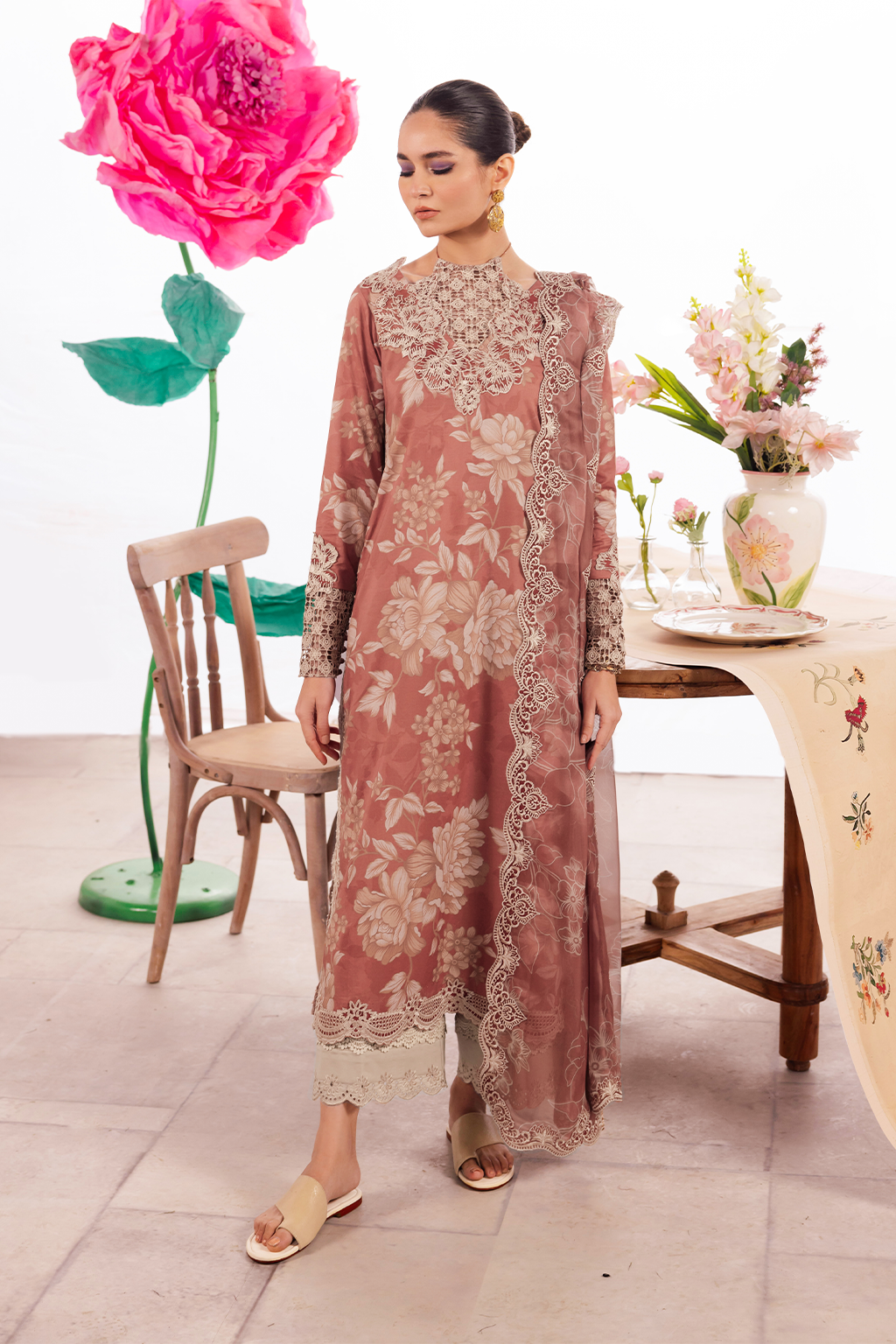 DL-12 Printed Lawn - Iznik