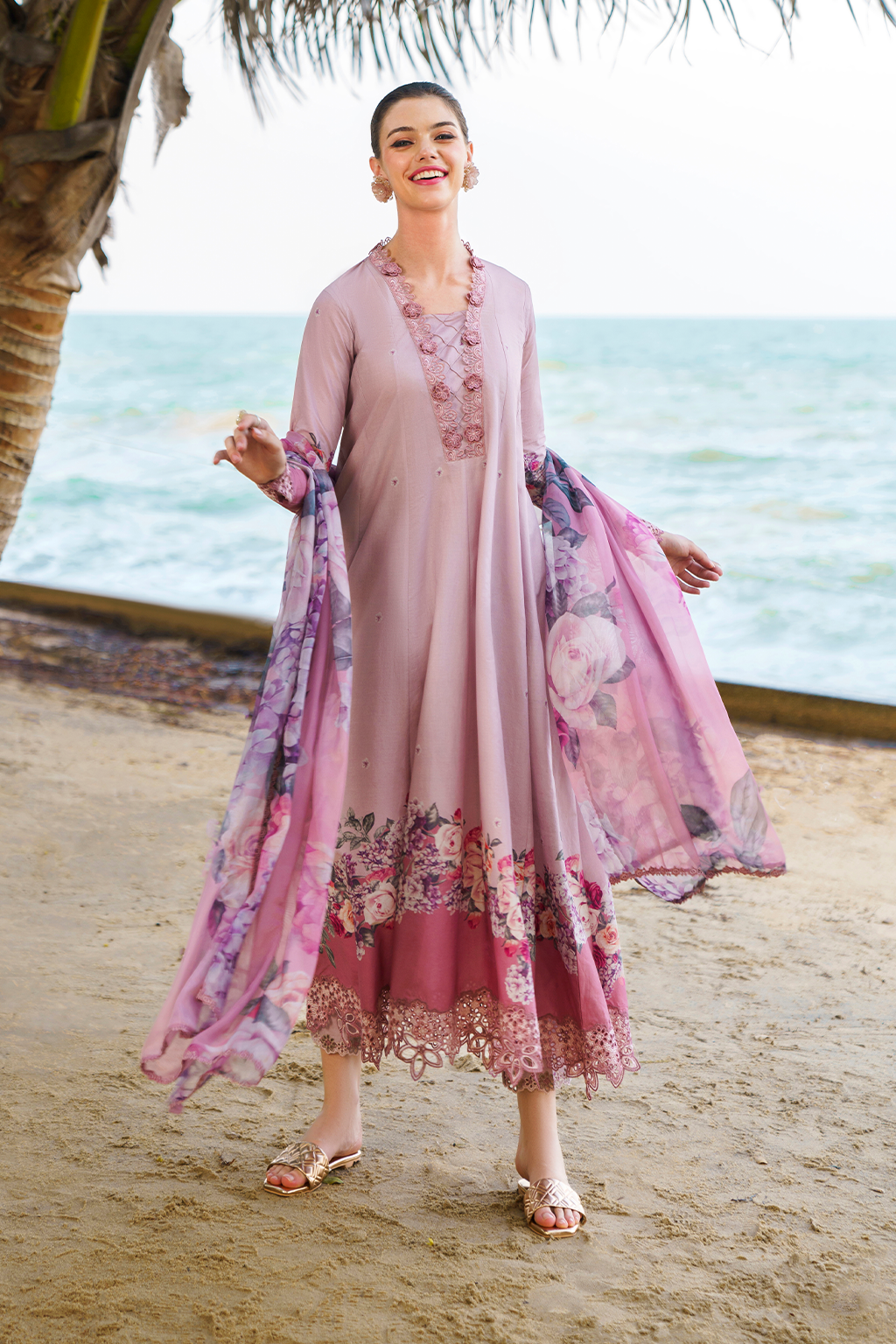 UE-217 Printed Lawn - Iznik