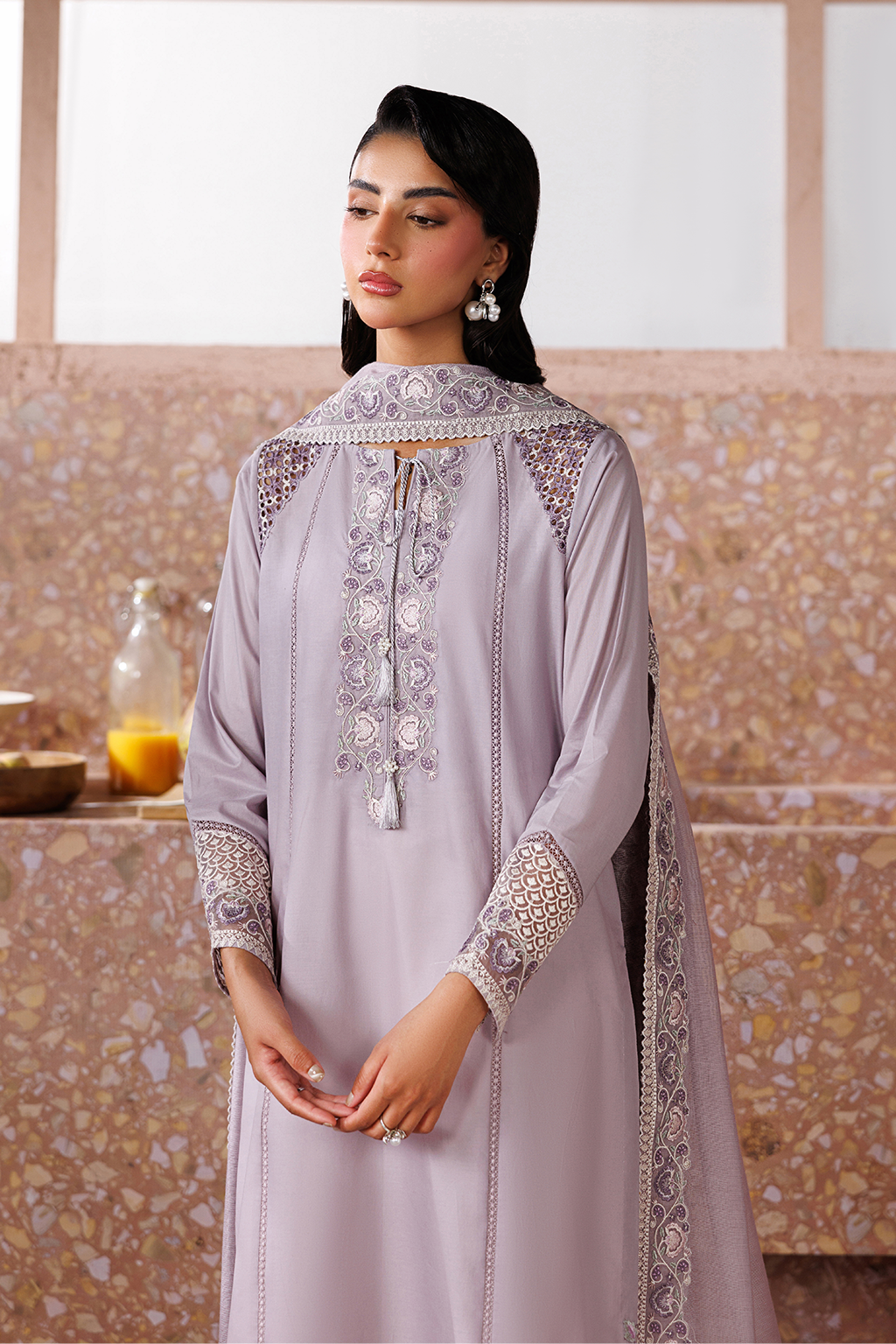UE-697 Embroidered Lawn