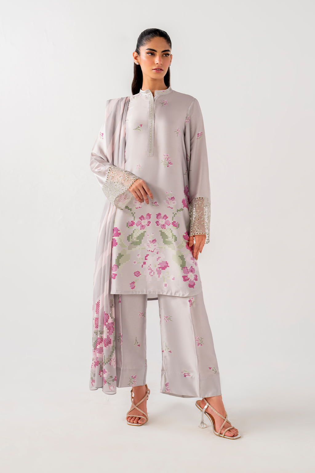 IP-244 Printed charmeuse - Iznik