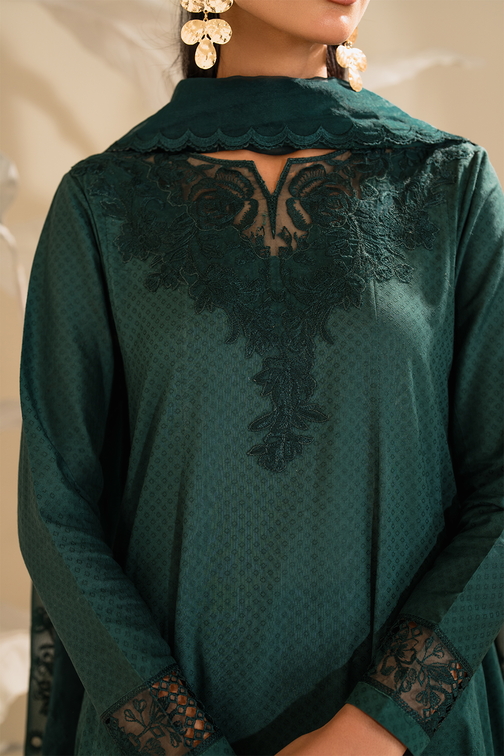 UE-422 Textured Lawn - Iznik