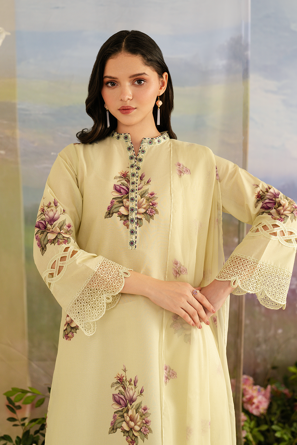 UE-459 Printed Lawn