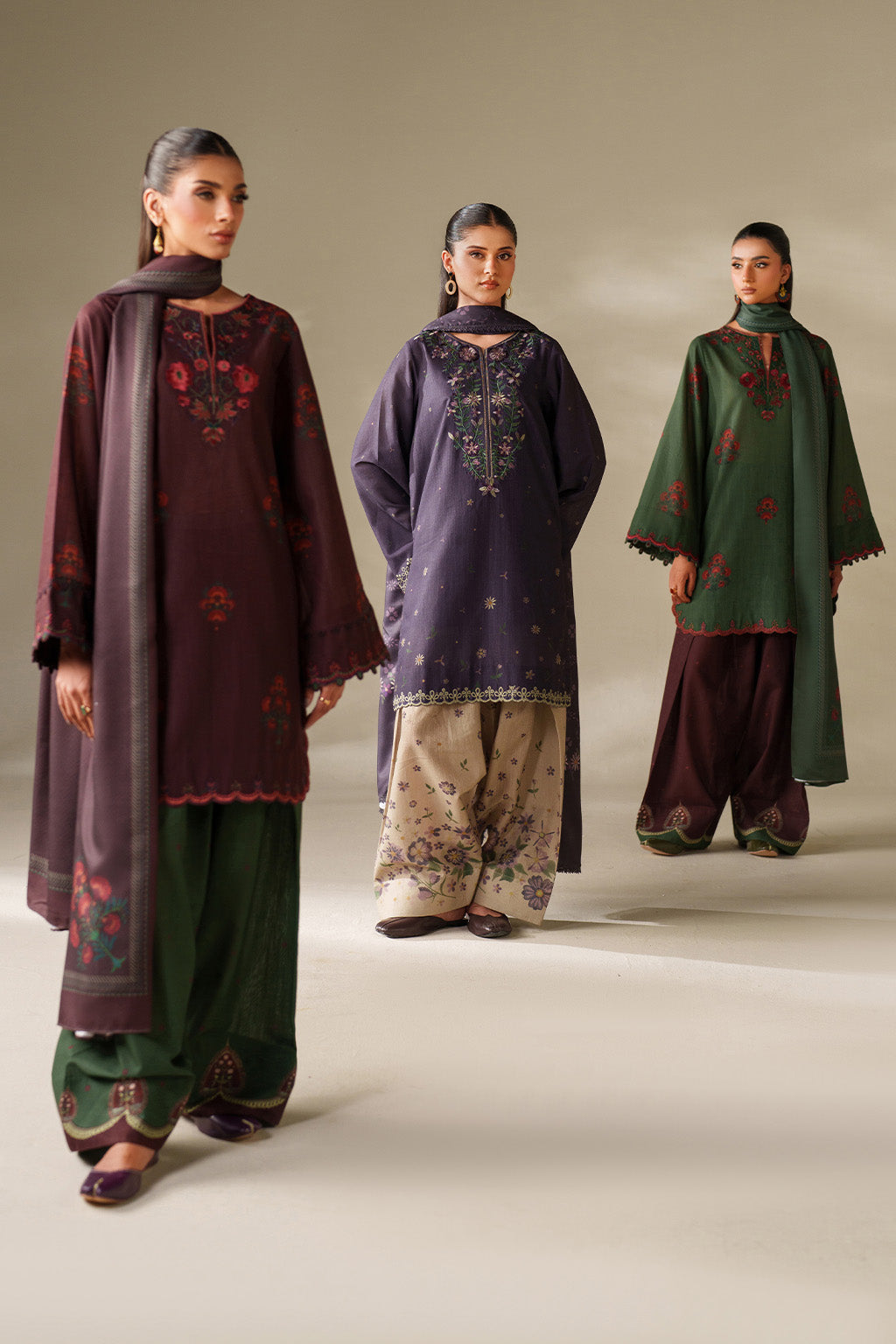 UE-562  Printed Khaddar