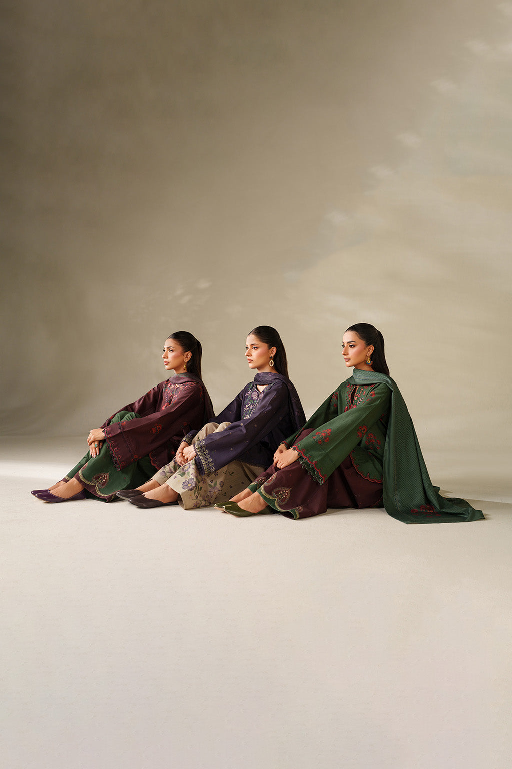 UE-562  Printed Khaddar