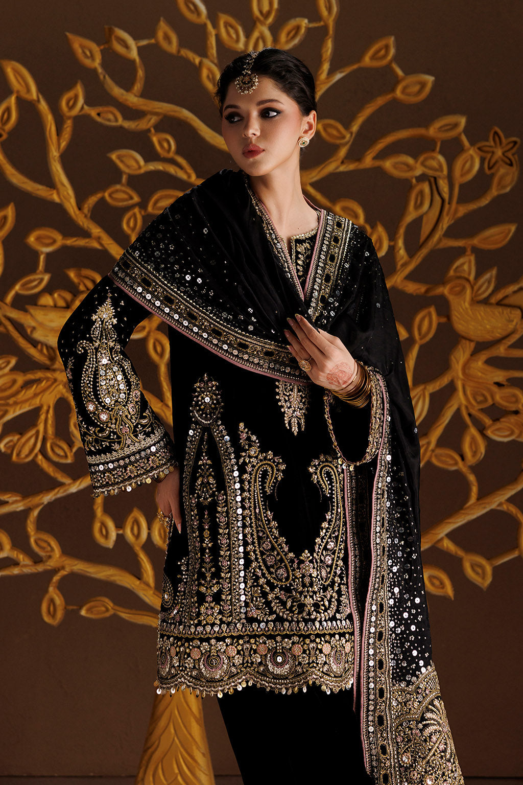 IV-90 Embroidered Velvet Secondary image