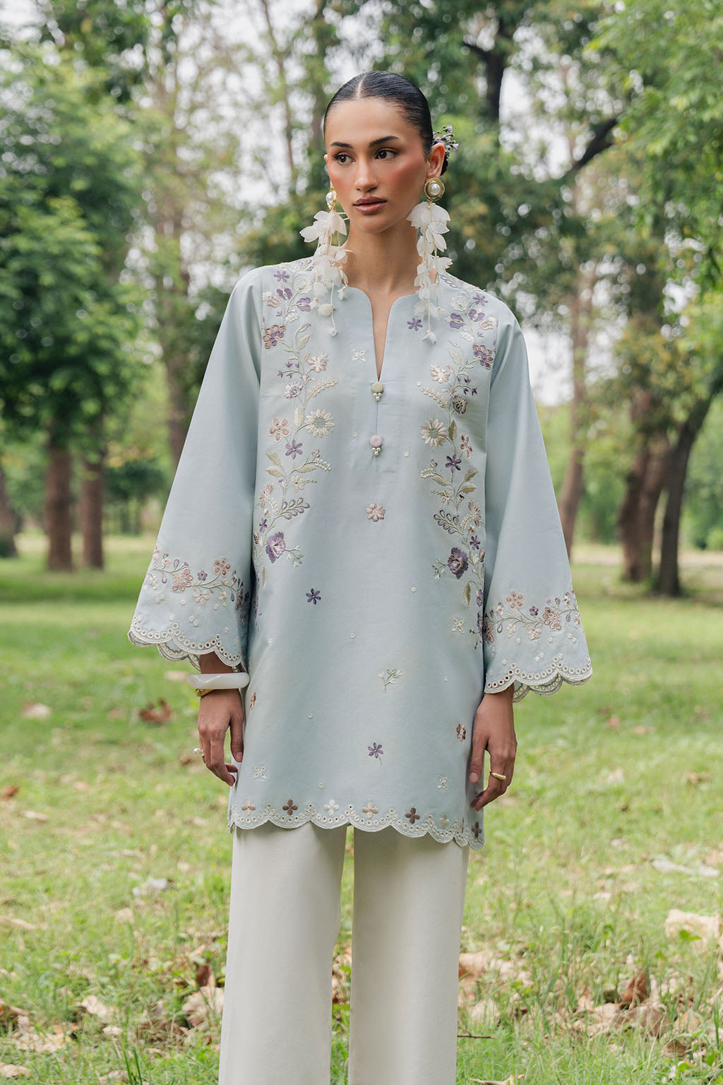 IP-373 DYED LAWN