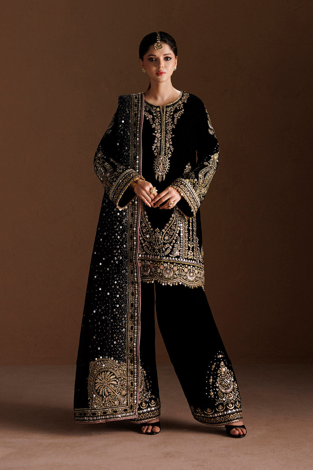 IV-90 Embroidered Velvet Main image