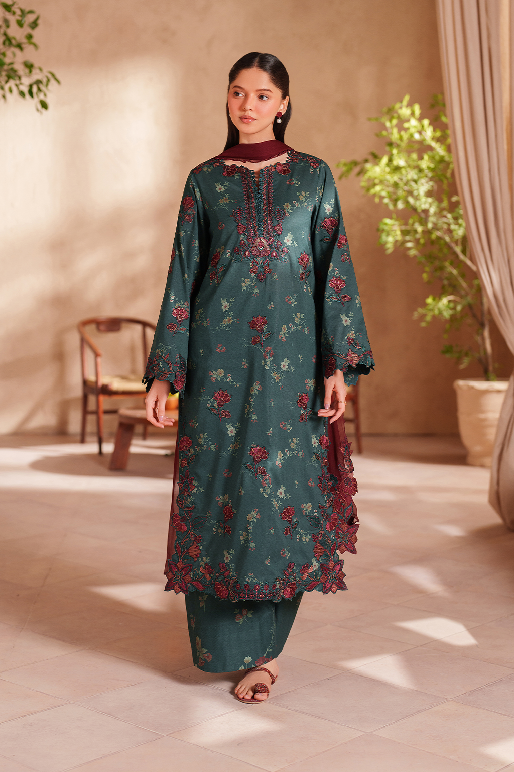 EL-11 Embroidered Lawn