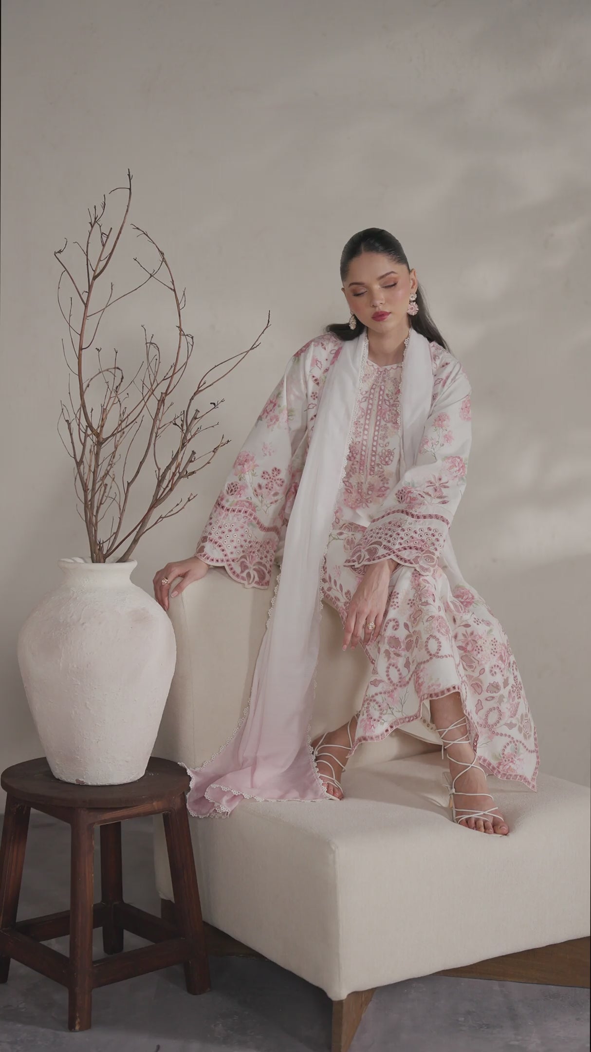IBE-04 Embroidered Lawn