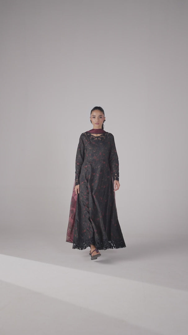 SS-09 Embroidered Lawn